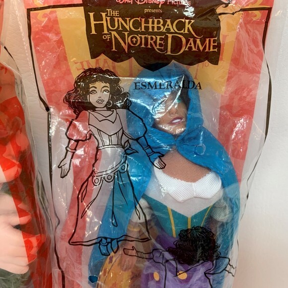 Burger King Kids Meal Toy Hunchback of Notre Dame Quasimodo Esmeralda Puppet NIP - Picture 3 of 5